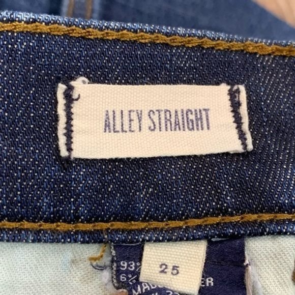 Madewell Alley Straight Jeans - Picture 7 of 10